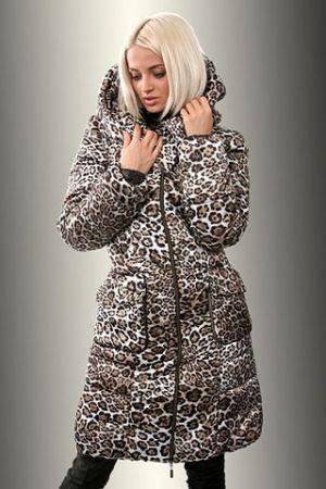 С чем носить пальто с леопардовым принтом